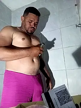 NatanSouza03 online show from October 10, 2025, 7:47 pm