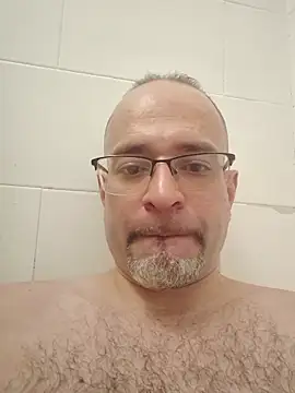 Curious9884 online show from April 18, 2026, 11:23 am