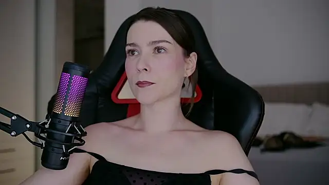 WowHelloAlice online show from March 1, 2026, 11:16 pm