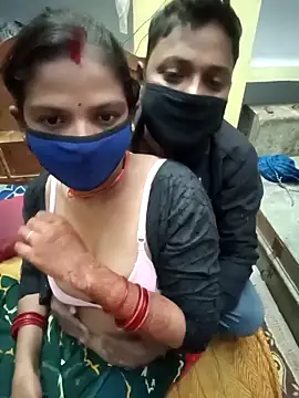 Neelam-baby1 online show from October 9, 2025, 4:40 pm