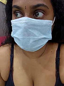 Dheronika sweetie online show from May 9, 2026, 9:23 am