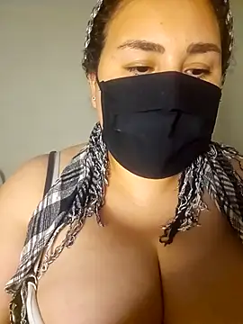 bbw desire6 online show from March 5, 2026, 12:40 am