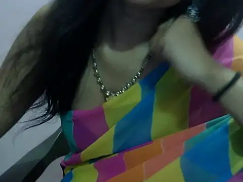 Laila Cute online show from May 1, 2026, 4:01 pm