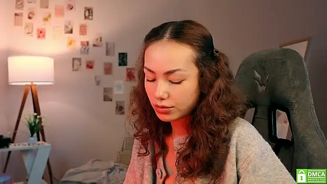 branchwithflowerss online show from November 16, 2025, 6:07 am