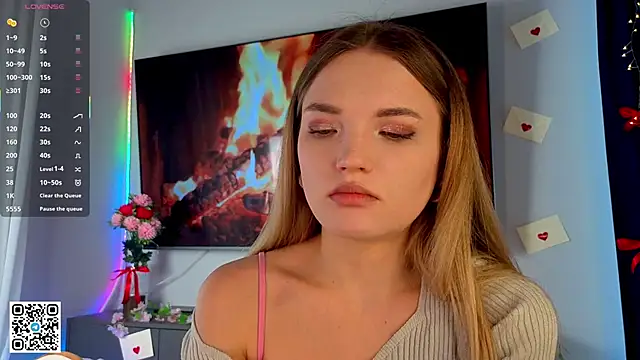 JulieLupo online show from February 19, 2026, 6:10 am