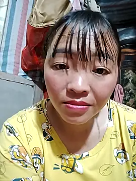 Minkine022 online show from April 1, 2026, 7:44 pm