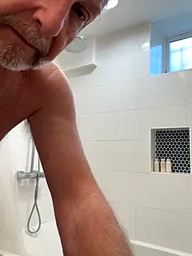 ApolloThrust online show from November 27, 2025, 3:01 pm