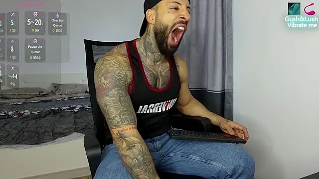 Snapshot of MasculineGuy99 chatting on November 24, 2025, 7:08 am MasculineGuy99 online show from November 24, 2025, 7:08 am