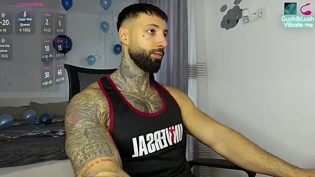 Snapshot of MasculineGuy99 chatting on November 30, 2025, 8:04 am MasculineGuy99 online show from November 30, 2025, 8:04 am