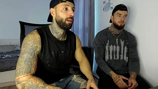 Snapshot of MasculineGuy99 chatting on November 13, 2025, 7:34 am MasculineGuy99 online show from November 13, 2025, 7:34 am