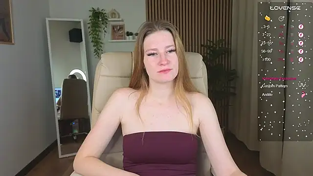 travelerrrr online show from October 13, 2025, 2:13 am