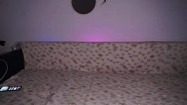 Snapshot of Dahliacruzz chatting on December 3, 2025, 8:52 pm Dahliacruzz online show from December 3, 2025, 8:52 pm