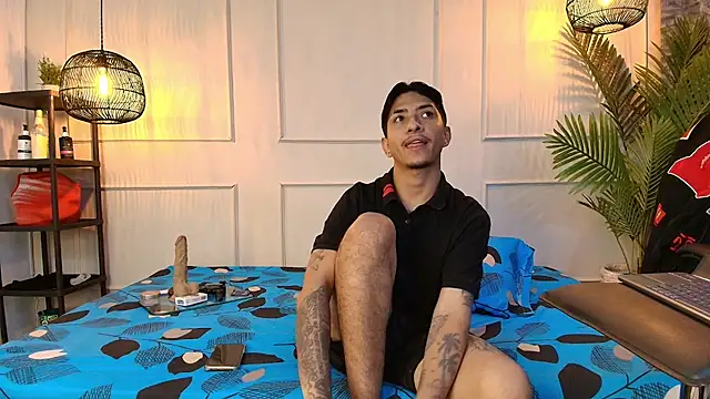 Snapshot of fkenneth_macias chatting on October 19, 2025, 2:47 am fkenneth macias online show from October 19, 2025, 2:47 am