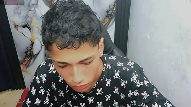 Im david02 online show from January 7, 2026, 2:33 pm