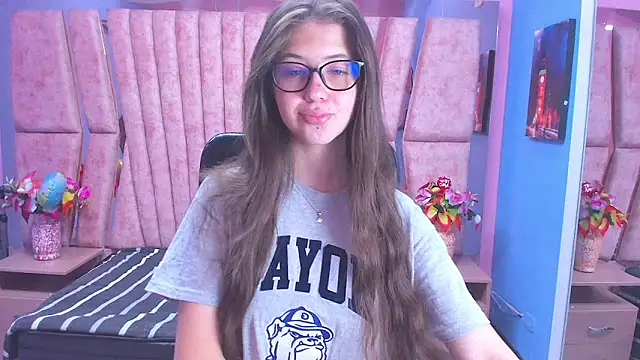 sarah sweett  online show from January 14, 2026, 2:42 pm