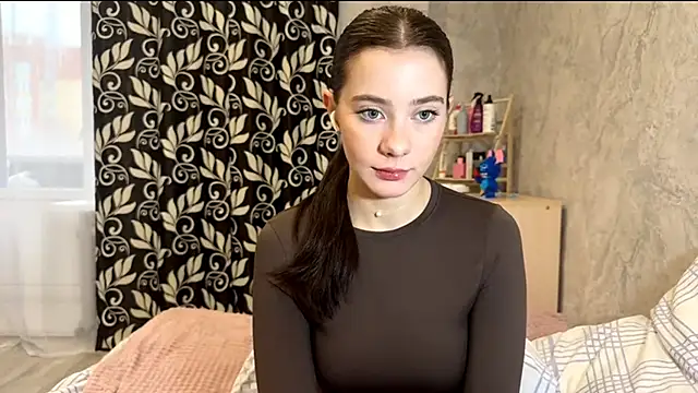 KarrySerrs online show from December 14, 2025, 7:36 am