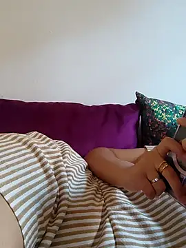 Rihame07 online show from October 23, 2025, 5:00 pm