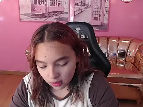 Snapshot of mia_foster_t chatting on October 3, 2025, 1:12 pm mia foster t online show from October 3, 2025, 1:12 pm