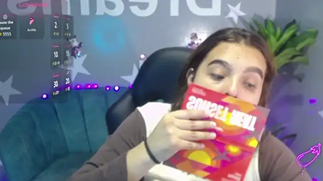 Snapshot of mia_foster_t chatting on December 14, 2025, 12:55 pm mia foster t online show from December 14, 2025, 12:55 pm