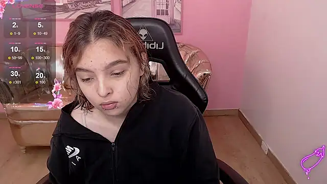 Snapshot of mia_foster_t chatting on November 8, 2025, 12:42 pm mia foster t online show from November 8, 2025, 12:42 pm