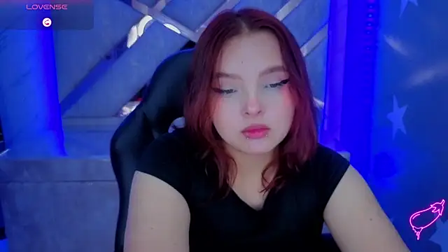 Snapshot of mia_foster_t chatting on June 3, 2026, 2:33 pm mia foster t online show from June 3, 2026, 2:33 pm