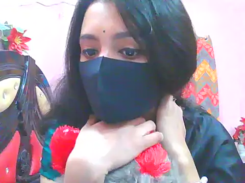 Snapshot of night_queeen7 chatting on December 13, 2025, 8:04 pm night queeen7 online show from December 13, 2025, 8:04 pm