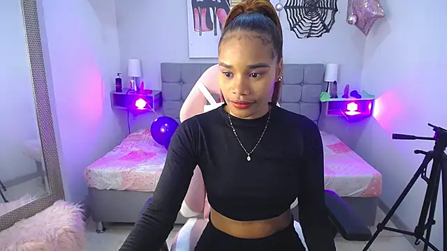 Snapshot of ingrid03_taffur chatting on November 4, 2025, 7:50 pm ingrid03 taffur online show from November 4, 2025, 7:50 pm