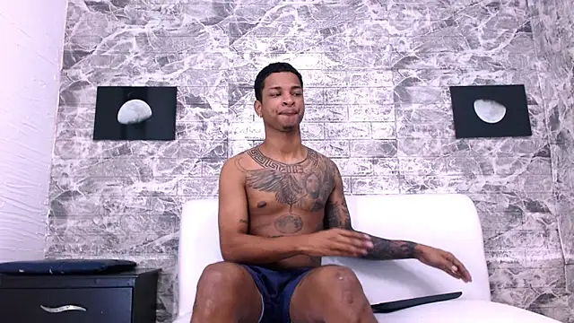 Snapshot of TimmCloud chatting on October 28, 2025, 11:42 am TimmCloud online show from October 28, 2025, 11:42 am