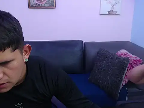 Eric and Alisson online show from October 10, 2025, 3:24 pm