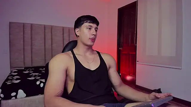 CHRIS MORGAN1 online show from November 8, 2025, 3:32 am