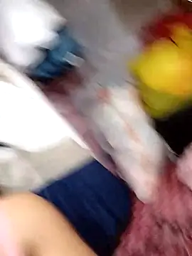 Snapshot of Evianna_hot chatting on November 22, 2025, 4:00 am Evianna hot online show from November 22, 2025, 4:00 am