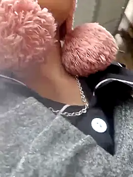 Snapshot of _TranThao_05 chatting on December 16, 2025, 7:01 am TranThao 05 online show from December 16, 2025, 7:01 am