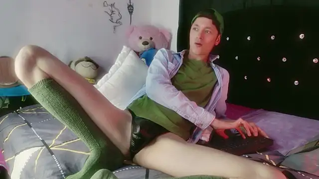 Tyler cat online show from June 15, 2026, 8:47 am