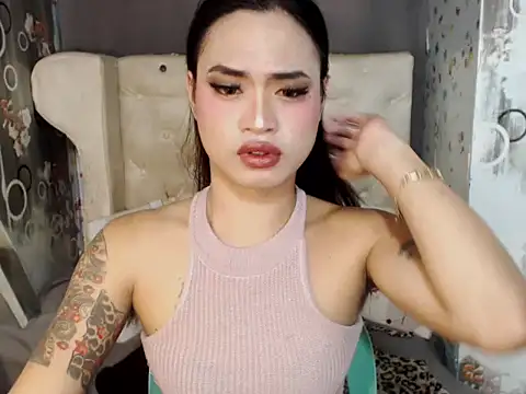 TSsexy LOVERxxxx online show from October 23, 2025, 1:26 am