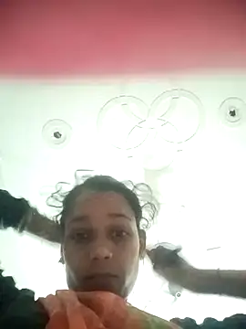 Mona7070 online show from October 16, 2025, 2:25 pm