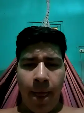 Travieso loco9 online show from October 6, 2025, 4:41 pm