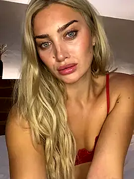 Snapshot of Aurii_Angel chatting on November 3, 2025, 2:06 am Aurii Angel online show from November 3, 2025, 2:06 am