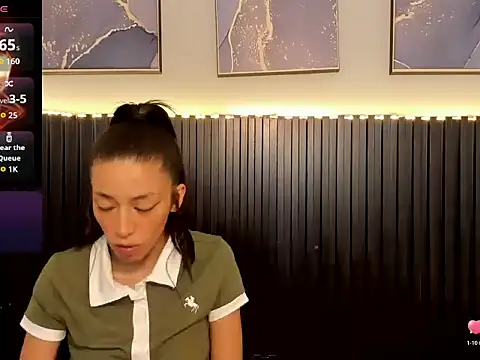 Julieta Slav3 online show from October 30, 2025, 9:22 pm