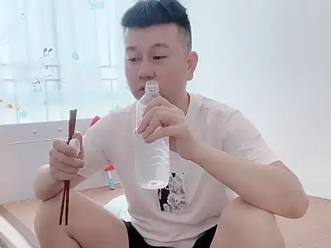 Snapshot of dachui_168 chatting on October 16, 2025, 4:21 am dachui 168 online show from October 16, 2025, 4:21 am