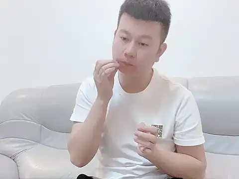 Snapshot of dachui_168 chatting on November 10, 2025, 1:05 pm dachui 168 online show from November 10, 2025, 1:05 pm