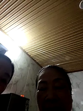 tulip-bae online show from October 2, 2025, 5:44 am