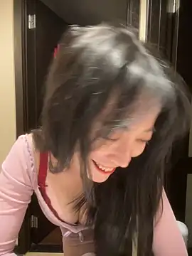 yourkeer online show from November 24, 2025, 6:41 pm