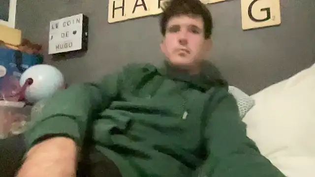 Snapshot of VersaGoo chatting on November 11, 2025, 6:14 pm VersaGoo online show from November 11, 2025, 6:14 pm