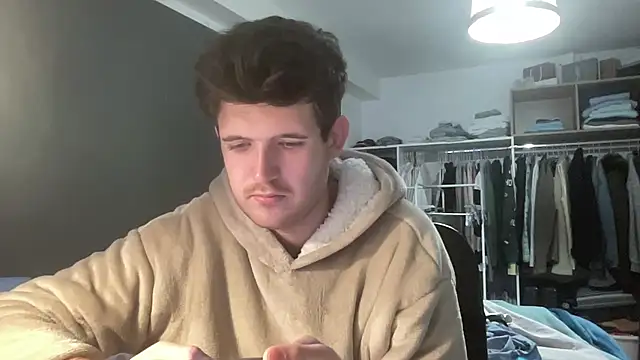 VersaGoo online show from February 10, 2026, 8:02 am