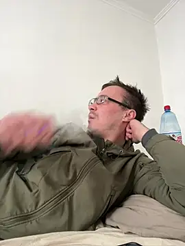 Snapshot of viktor1992-1-1 chatting on March 2, 2026, 9:49 am viktor1992-1-1 online show from March 2, 2026, 9:49 am