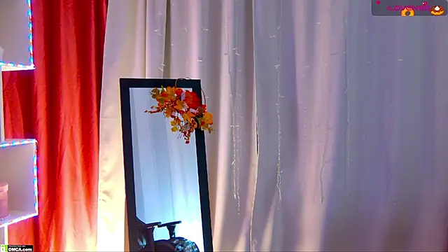 Kelly foox online show from November 18, 2025, 8:39 am