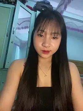 banlinh004 online show from February 25, 2026, 4:18 pm