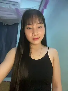 banlinh004 online show from May 17, 2026, 3:12 pm