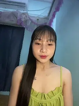 banlinh004 online show from May 29, 2026, 3:29 pm