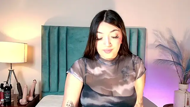 LilithEsme online show from October 31, 2025, 9:32 pm